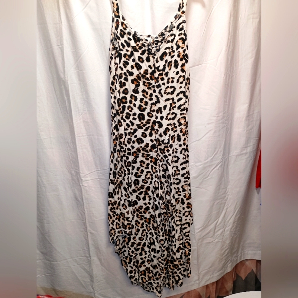 Sz S 1. state Leopard print Tank Romper w/XtraWide 3/4 length asymmetrical legs